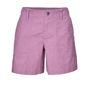 SOLD OUT Cabi orchid shorts. Size 6. GUC